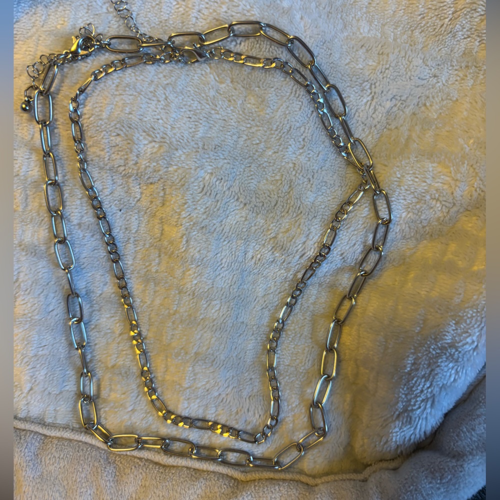 2 Silver Chains
